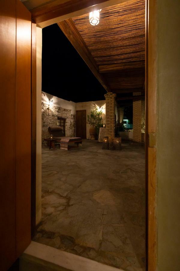 Villa Of The Old Olive Oil Factory Агиос-Константинос Экстерьер фото